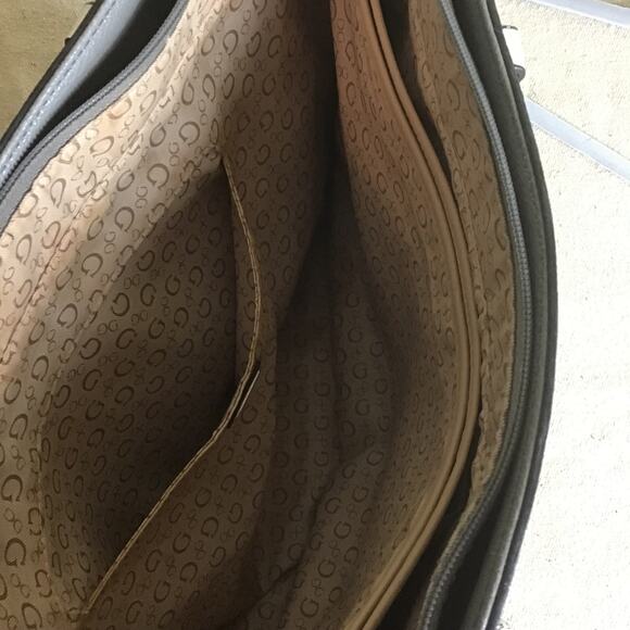 Guess handbag Women Large Size Tote with top handles Grey EUC roomy purse - Picture 8 of 9